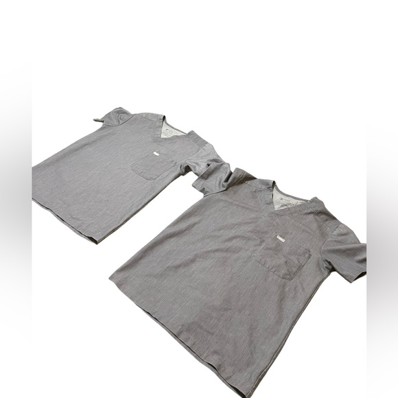 💙BUNDLE Figs Charcoal V-Neck Scrub Top - Picture 2 of 12